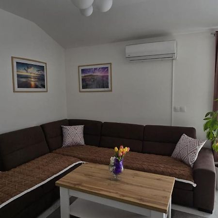 Apartman Grosic Brna Kültér fotó